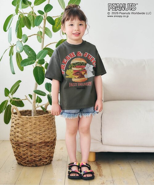 PEANUTS(ピーナッツ)の「PEANUTS フォトアートTシャツ(Tシャツ/カットソー・キッズ・サックスブルー/チャコール/オフホワイト・90/80/140/130/120/110/100)」の4枚目の写真