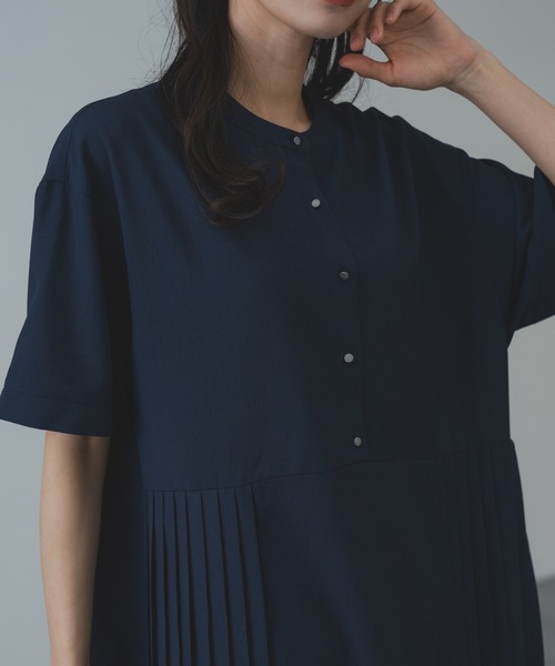 refinedworks(リファインドワークス)の「【refinedworks】セレモニー にも◎半袖 上品 プリーツ ワンピース(ワンピース・レディース・ブラック/ネイビー/ベージュ・FREE)」の15枚目の写真