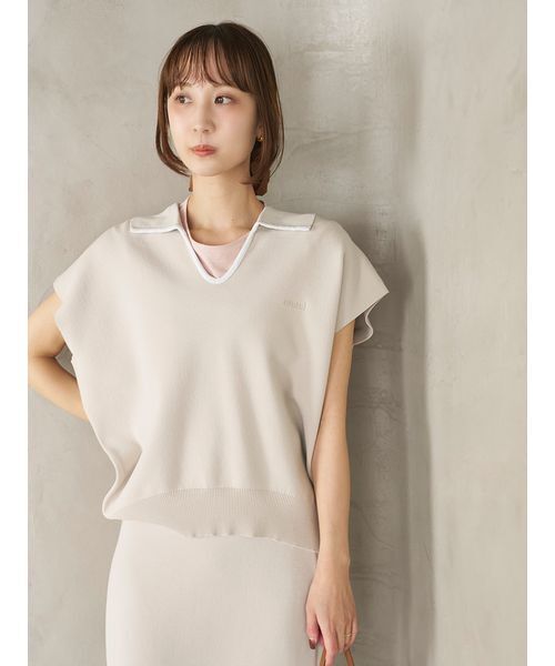 emmi(エミ)の「エフォートレスポロニット【セットアップ対応】(ニット/セーター・レディース・ネイビー/ブラウン/ライトベージュ・F)」の1枚目の写真