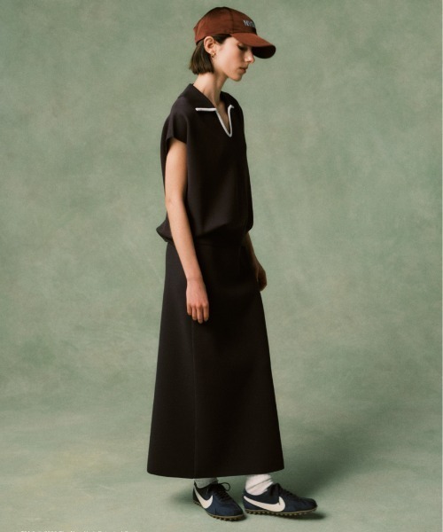 emmi(エミ)の「エフォートレスポロニット【セットアップ対応】(ニット/セーター・レディース・ネイビー/ブラウン/ライトベージュ・F)」の4枚目の写真