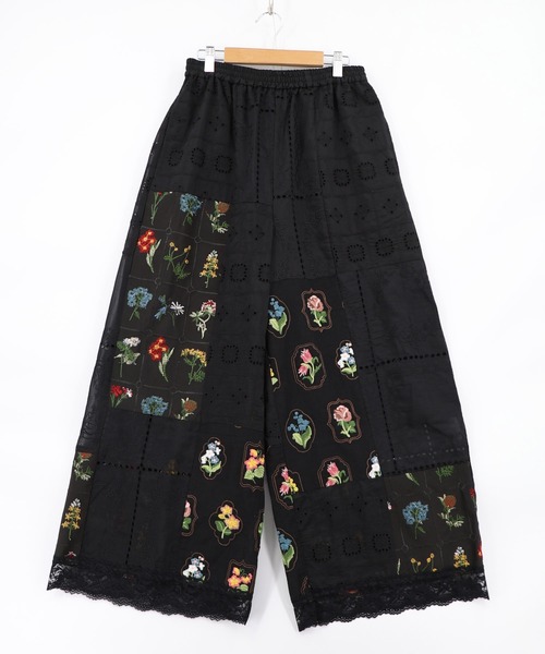 ScoLar(スカラー)の「162602:花刺繍×コットンレース×シアー 異素材パンツ(その他パンツ・レディース・ブラック/オフホワイト・M)」の13枚目の写真