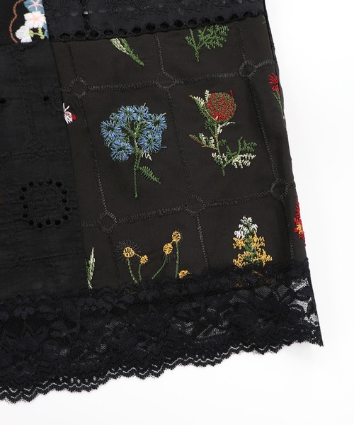ScoLar(スカラー)の「162602:花刺繍×コットンレース×シアー 異素材パンツ(その他パンツ・レディース・ブラック/オフホワイト・M)」の17枚目の写真