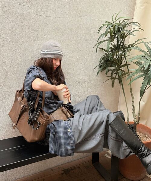 RAIMENT(レイメント)の「Stud Strap Boat Bag_Brown(ショルダーバッグ・レディース・その他・FREE)」の21枚目の写真