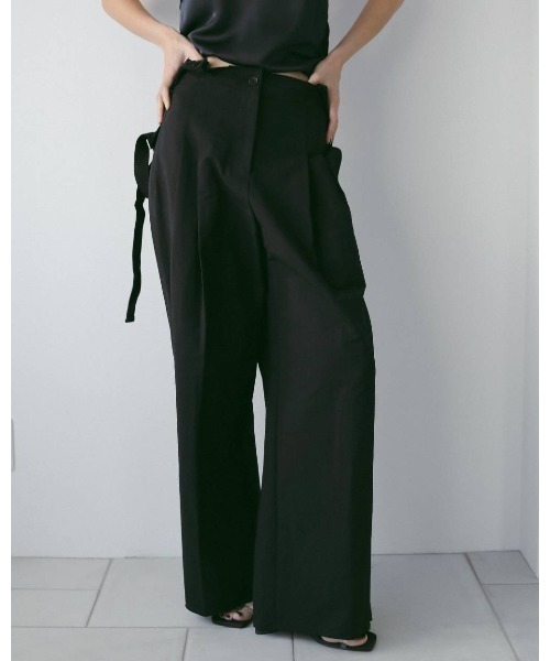 anuke(アンヌーク)の「Suspenders Wide Pants 62610704(その他パンツ・メンズ・オフホワイト/ブラック・36/38)」の17枚目の写真