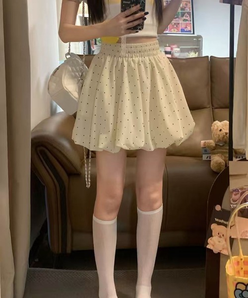 Nia（ニア）の「Nia(ニア)/【インナーパンツ付き】ドット柄バルーンミニスカート（スカート・レディース・ブラック/アイボリー・FREE）」の4枚目の写真