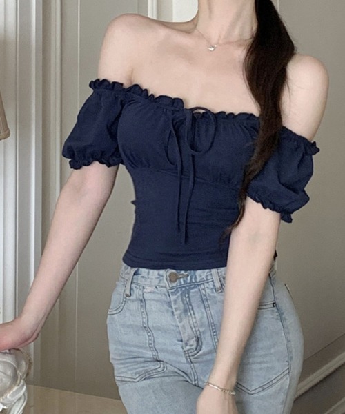 GLAMOROUS JANE（グラマラスジェーン）の「リボンギャザーオフショルショート丈トップス（Tシャツ/カットソー・レディース・ネイビー/ブラウン・FREE）」の5枚目の写真