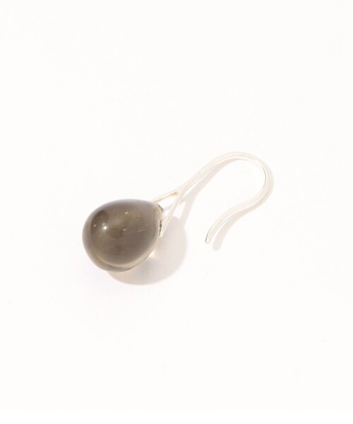 Sisi Joia(シシジョイア)の「Sisi Joia GOTA MINI LIGHT BLACK ピアス(ピアス(両耳用)・レディース・チャコールグレー・FREE)」の5枚目の写真
