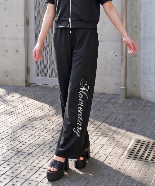 FUN(ファン)の「ラインストーンロゴパンツ(スウェットパンツ・レディース・ピンク/ブラック/グレー・M/S)」の2枚目の写真
