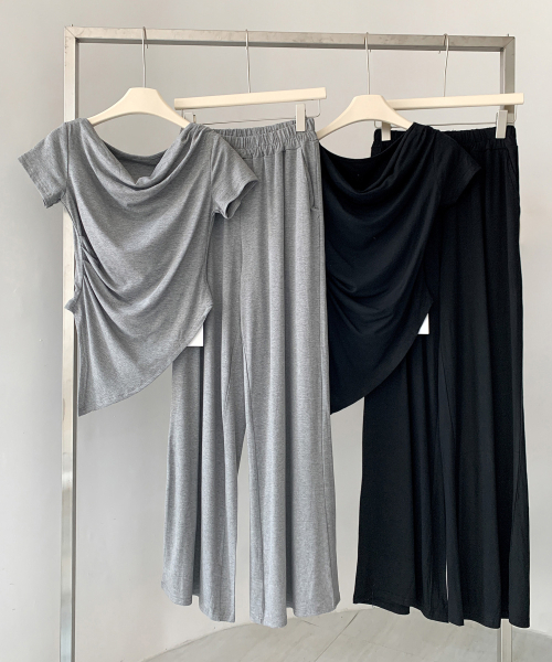 VASCARA（バスカラ）の「[SET] Cowl neck Shirring Short Sleeve T-shirt+Banding Pants Set-up (2colors)（Tシャツ/カットソー・レディース・ブラック/グレー・FREE）」の3枚目の写真