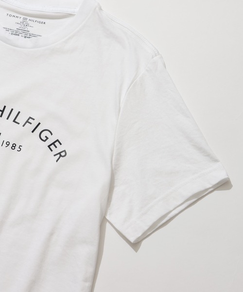 TOMMY HILFIGER(トミーヒルフィガー)の「【TOMMY HILFIGER/トミーヒルフィガー】ロゴ アーチプリント クルーネック半袖Tシャツ(Tシャツ/カットソー・メンズ・ホワイト/ネイビー・S/M/L/XL)」の10枚目の写真