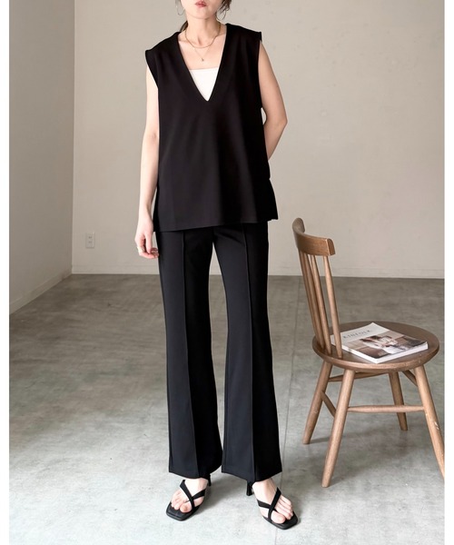 She's Closet（シーズクローゼット）の「ノースリーブ ロング丈 ポンチ 深Vネック ベスト（ベスト・レディース・ブラウン/アイボリー/ベージュ/ブラック・FREE）」の14枚目の写真