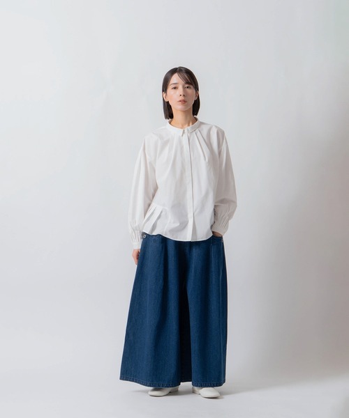 Kelen(ケレン)の「「KELEN / ケレン」サイドプリーツデザインブラウス(シャツ/ブラウス・レディース・グリーン/オフホワイト/ブラック/グレイッシュベージュ・S/M)」の19枚目の写真