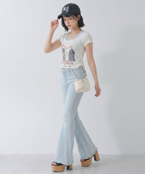 Diable baiser(ディアブルベーゼ)の「バックリボンフレアデニムパンツ / ハイウエスト 美脚 脚長 Y2K(デニムパンツ・レディース・ブルー・MEDIUM/LARGE/LL)」の12枚目の写真