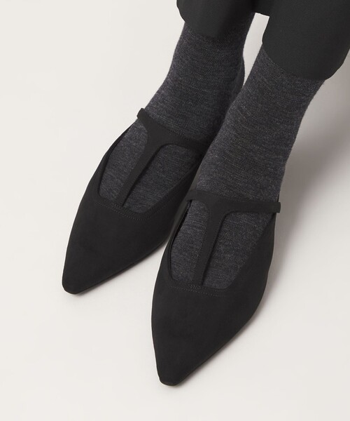 green label relaxing(グリーンレーベルリラクシング)の「Tストラップ ミュール(パンプス・レディース・その他1/ブラック・L/S/M)」の3枚目の写真