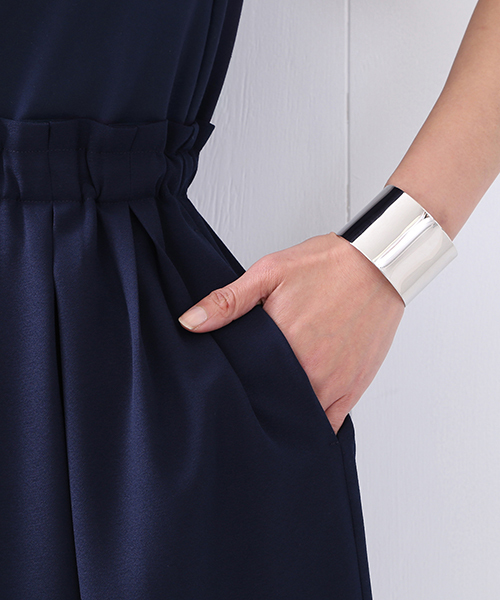 BEAMS LIGHTS Women's（ビームスライツ ウィメンズ）の「BEAMS LIGHTS / 切替ガウチョ オールインワン（つなぎ/オールインワン・レディース・ブラック/ネイビー・38/36/40）」の8枚目の写真