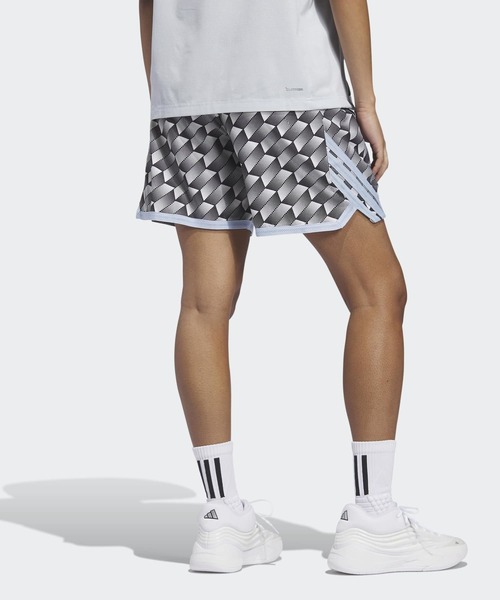adidas（アディダス）の「アディダス クレージー ライト カレイドスコープ AOP ショーツ / ハーフパンツ / アディダス adidas（その他パンツ・レディース・ブラック・MEDIUM/X-LARGE）」の2枚目の写真