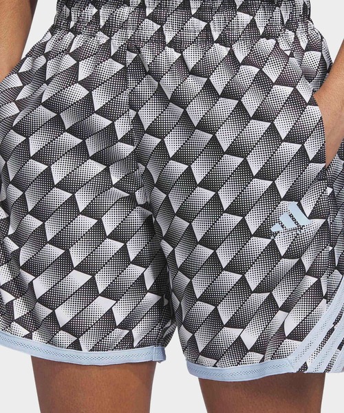 adidas（アディダス）の「アディダス クレージー ライト カレイドスコープ AOP ショーツ / ハーフパンツ / アディダス adidas（その他パンツ・レディース・ブラック・MEDIUM/X-LARGE）」の3枚目の写真
