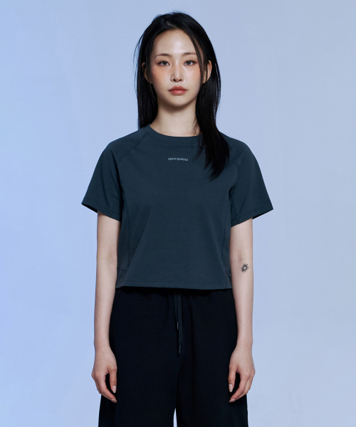 OFFGRID(オフグリッド)の「Wブリジェックスエアロクールクロップ半袖Tシャツ-チャコール(Tシャツ/カットソー・レディース・その他・SMALL/MEDIUM/LARGE)」の3枚目の写真