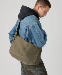 Levi's（リーバイス）の「Levi's/リーバイス オリバー メールバッグ（ショルダーバッグ）」