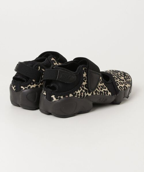 NIKE(ナイキ)の「NIKE WMS NIKE AIR RIFT(スニーカー・レディース・ブラック・24cm/25cm/23cm)」の2枚目の写真