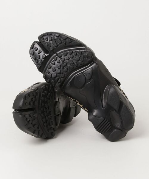 NIKE(ナイキ)の「NIKE WMS NIKE AIR RIFT(スニーカー・レディース・ブラック・24cm/25cm/23cm)」の3枚目の写真