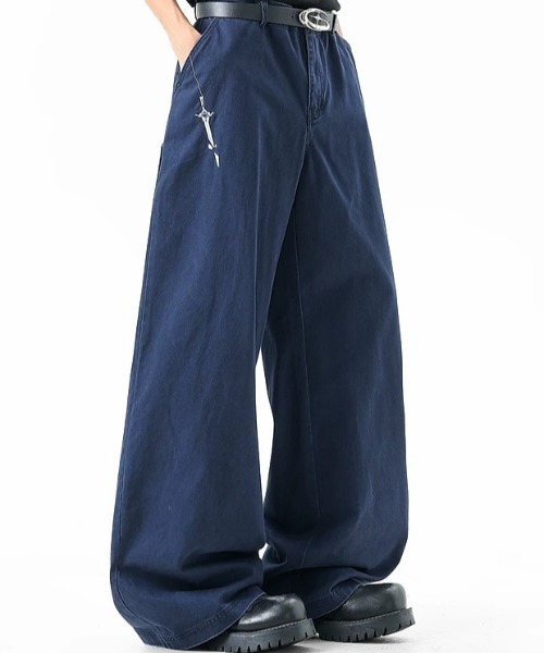 FreeZone(フリーゾーン)の「アシンメトリージップデザインワイドパンツ(チノパンツ・メンズ・ブルー・S/M/L)」の1枚目の写真