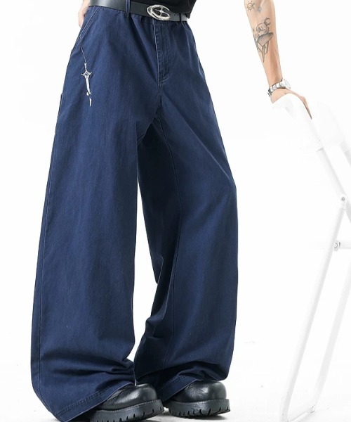 FreeZone(フリーゾーン)の「アシンメトリージップデザインワイドパンツ(チノパンツ・メンズ・ブルー・S/M/L)」の5枚目の写真