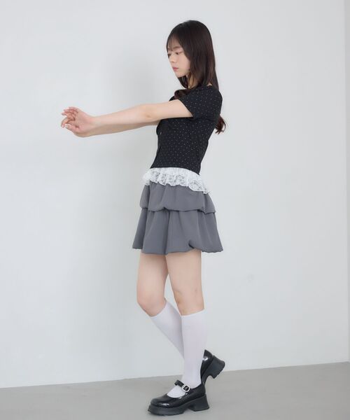 ems excite(エムズエキサイト)の「裾レースドッキングカットソー(Tシャツ/カットソー・レディース・グレー系その他/ブラック系その他4/ホワイト系その他・FREE)」の5枚目の写真