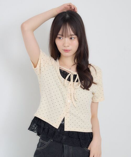 ems excite(エムズエキサイト)の「裾レースドッキングカットソー(Tシャツ/カットソー・レディース・グレー系その他/ブラック系その他4/ホワイト系その他・FREE)」の12枚目の写真