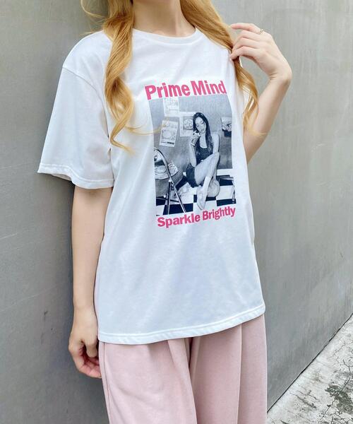 INGNI(イング)の「転写フォトTシャツ(Tシャツ/カットソー・レディース・ホワイト×ブルー/ホワイト×ピンク/グレー系5・M)」の1枚目の写真