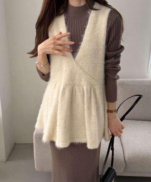 GeeRA(ジーラ)の「フェザーペプラムベスト&リブワンピースセット(ワンピース・レディース・モカ/ブラック・X-LARGE/LARGE/MEDIUM/SMALL)」の18枚目の写真