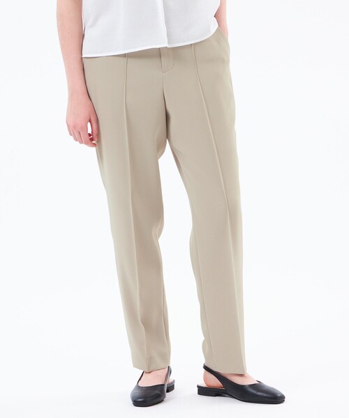 MACKINTOSH PHILOSOPHY(マッキントッシュ フィロソフィー)の「バックサテンテーパードパンツ(その他パンツ・レディース・ベージュ系その他/ダークネイビー/ブラウン系その他4・38/36)」の3枚目の写真