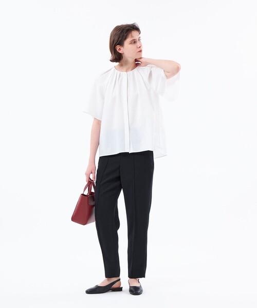 MACKINTOSH PHILOSOPHY(マッキントッシュ フィロソフィー)の「バックサテンテーパードパンツ(その他パンツ・レディース・ベージュ系その他/ダークネイビー/ブラウン系その他4・38/36)」の7枚目の写真