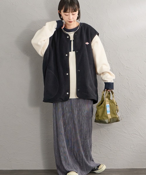 DANTON（ダントン）の「【WEB先行予約】[DANTON/ダントン] フリースノーカラーベスト（ベスト・レディース・グレイッシュベージュ/ブラック/ダークグレー・44/42/40）」の12枚目の写真