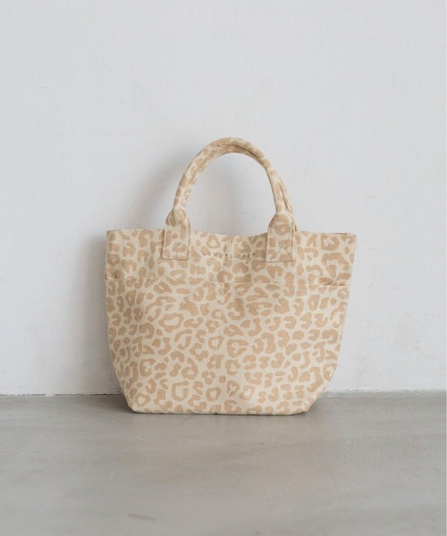 LOWRYS FARM（ローリーズファーム）の「【500mlペットボトル収納可】LFBASICトートBAG 1049470（トートバッグ・レディース・イエロー/オフホワイト/ベージュ系その他2/ライトブルー/ブラック系その他/アイボリー系1/ブラック/アイボリー/ブラック系その他2・FREE）」の7枚目の写真