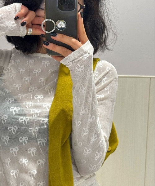 kirakiraShop(キラキラショップ)の「リボン柄 シアー トップス(Tシャツ/カットソー・レディース・ホワイト/ブラック・FREE)」の6枚目の写真