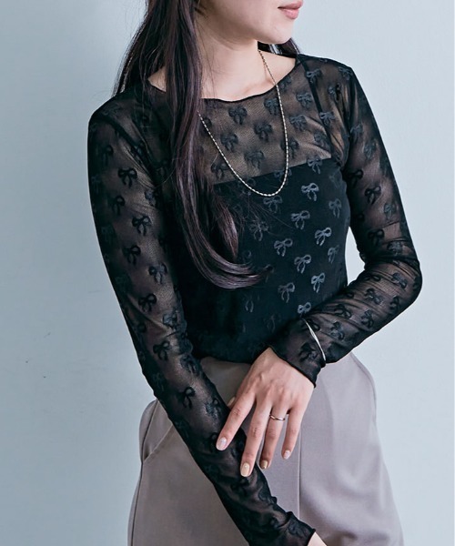 kirakiraShop(キラキラショップ)の「リボン柄 シアー トップス(Tシャツ/カットソー・レディース・ホワイト/ブラック・FREE)」の8枚目の写真