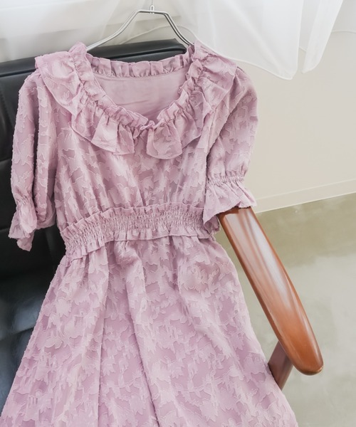 CLETTE(クレット)の「フラワージャガードシャーリングワンピース(ワンピース・レディース・ネイビー/ブラック/ラベンダー・LL/3L/4L)」の15枚目の写真