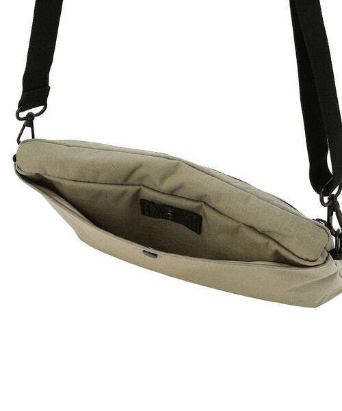 DANTON(ダントン)の「PALAIS GARNIER - CORDURA® Canvas Shoulder Pouch(ショルダーバッグ・レディース・オレンジ系その他/ダークブラウン/ダークグレー/グレイッシュベージュ/ブルー系その他/ブラック・-)」の18枚目の写真