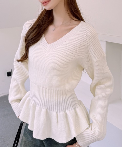 Ada.(エイダ)の「ウエストリブ ペプラム フリル Vネック リブ切替 ショート丈 ニット(ニット/セーター・レディース・グレー/ブラック/ブラウン/ホワイト・FREE)」の6枚目の写真