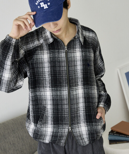 U.S. POLO ASSN.(ユーエスポロアッスン)の「U.S. POLO ASSN. × PUBLUX/ユーエスポロアッスン 別注 ダブルジップ スイングトップ ジャケット 限定展開(ブルゾン・メンズ・ダークブラウン/ブラック/ブラウン/ネイビー/チャコールグレー・LARGE/MEDIUM/SMALL)」の11枚目の写真