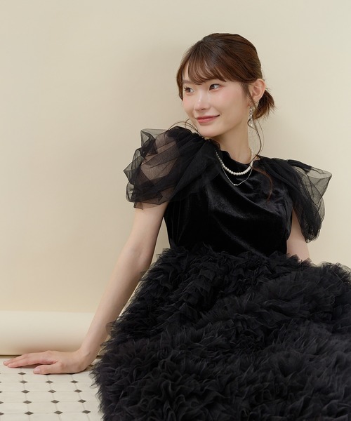 Kana(カナ)の「ボリュームフリルベロアドレス パーティー 結婚式 お呼ばれ オケージョン デイリー(ドレス・レディース・ブラック/ブラック系その他2/ブルー・M)」の12枚目の写真