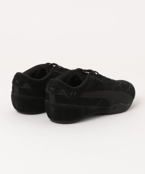 emmi（エミ）の「【PUMA】Bella Mina Suede Wns（スニーカー・レディース・ブラック・23/24/25/24.5/23.5）」の2枚目の写真