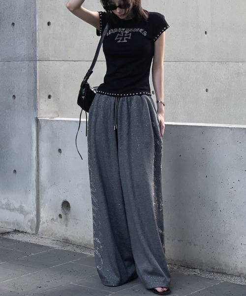 KsG(ケーエスジー)の「kirakiraレタリングスウェットパンツ(その他パンツ・レディース・グレー・SMALL)」の1枚目の写真
