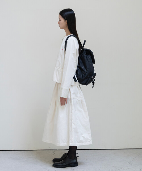 DANTON(ダントン)の「DANTON × eunoia - Padding Bag(バックパック/リュック・レディース・ブラック・-)」の4枚目の写真