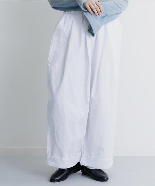 MERLOT（メルロー）の「裾ダブルスーパーワイドパンツ2135（その他パンツ・レディース・ベージュ/ネイビー/オレンジ/オフホワイト/ブルー/ブラウン/ホワイト系その他/ライトブルー/ブラック・FREE）」の2枚目の写真