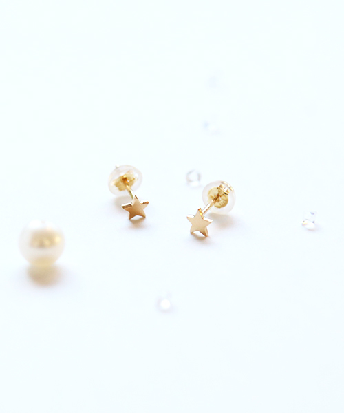 【美品】e.m. little emblem リトルエンブレムイーエム　星ピアス e.m.｜イーエムのピアス（片耳用）（スターモチーフ）通販 - ZOZOTOWN