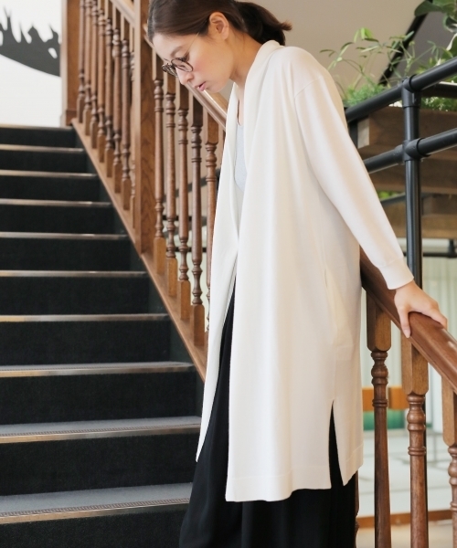 LEPSIM（レプシィム）の「14Gマシンウォッシャブルショールカーディガン　747288（カーディガン/ボレロ・レディース・カーキ/ダークネイビー/トップグレー/オフホワイト・MEDIUM/LARGE）」の2枚目の写真