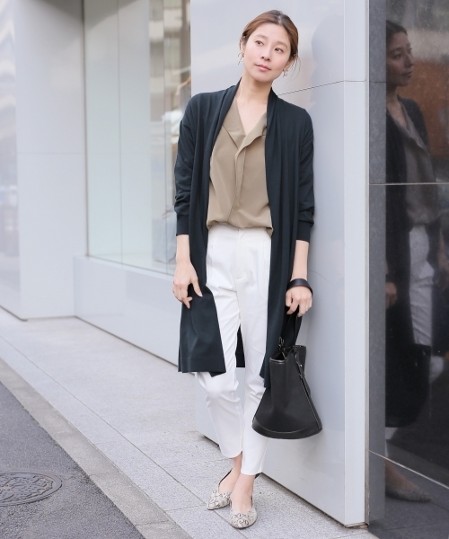 LEPSIM（レプシィム）の「14Gマシンウォッシャブルショールカーディガン　747288（カーディガン/ボレロ・レディース・カーキ/ダークネイビー/トップグレー/オフホワイト・MEDIUM/LARGE）」の11枚目の写真