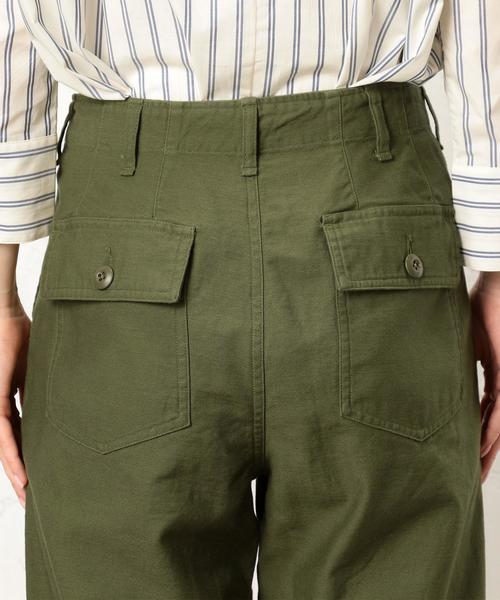 green label relaxing（グリーンレーベルリラクシング）の「◆CB Cバックサテンベイカーパンツ③ ◆（チノパンツ・レディース・オリーブ/ベージュ・40/38/42/36/34）」の9枚目の写真